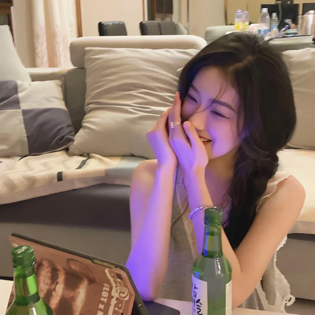 大老千与小妖精