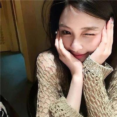 在水中